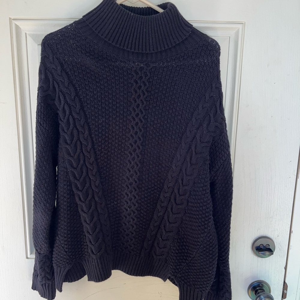 Classic Black Sweater 🖤